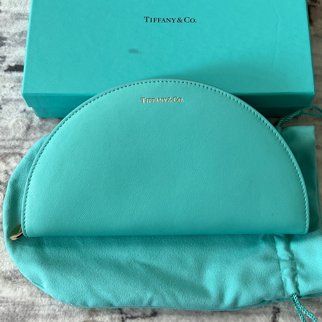 Halfmoon Leather Wallet